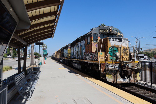 burbank_airport_north30