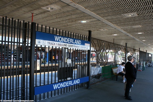 wonderland4