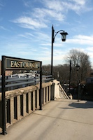 east_orange50